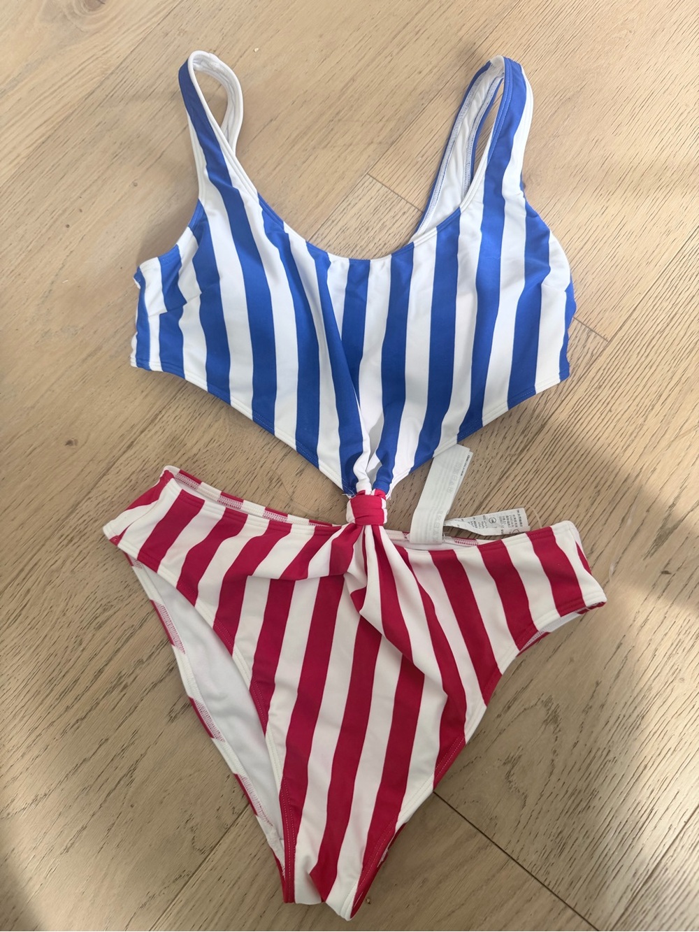 Abercrombie & Fitch women’s new no tag monokini